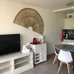T2 Rez De Jardin Piscine Parking La Baule *